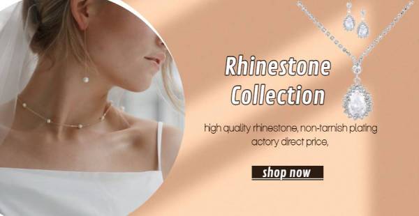 Get a Fascinating Look with all Attires – Buy Rhinestone Wholesale Earrings
