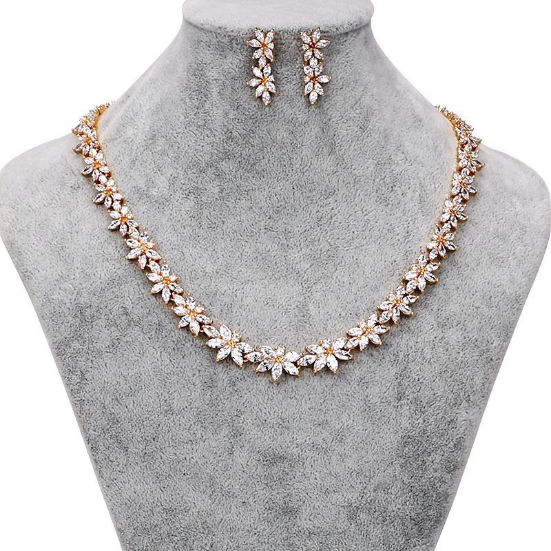 Rhinestone Jewelry Types and Values
