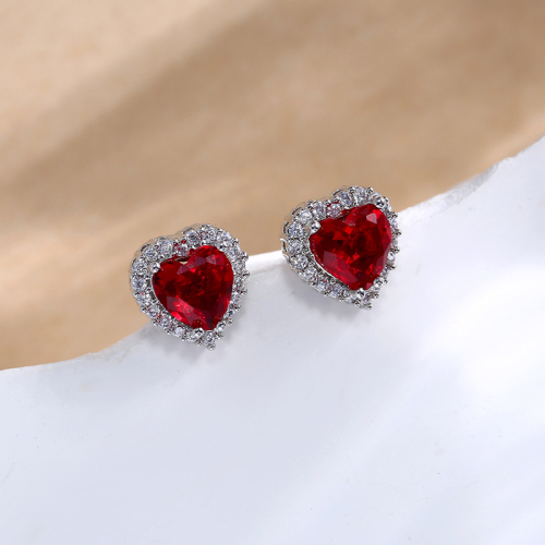 Why Cubic Zirconia Stud Earrings Are a Perfect Choice for Wholesale Buyers