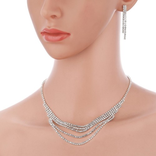 Why Wholesale Rhinestone Jewelry is the Best Investment for Retailers