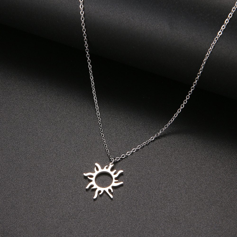 Silver Plated Sunlight Pendant Necklace Cheap Wholesale Jewelry